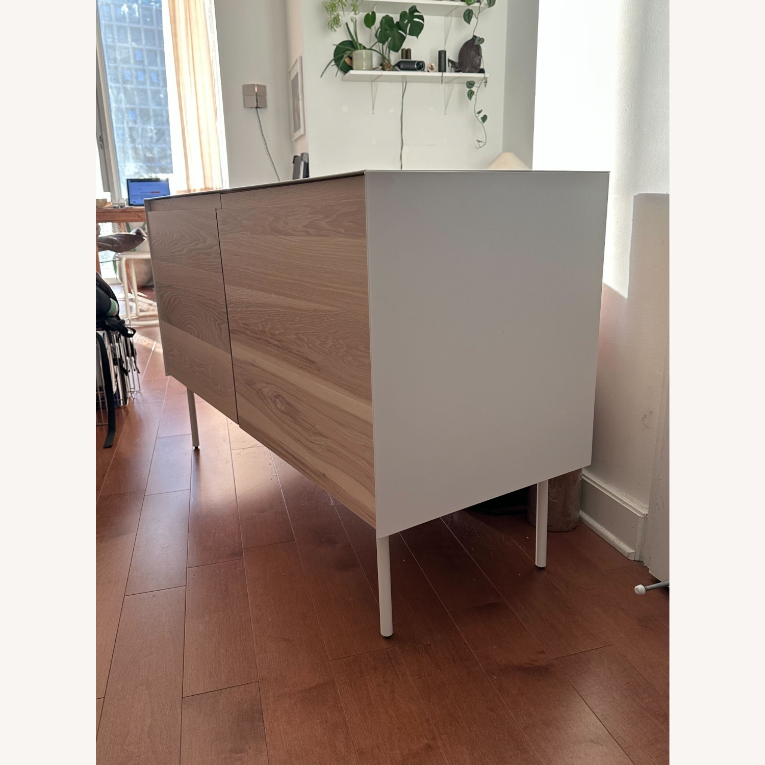 Blu Dot Modu-licious Sideboard, White / Walnut, Wood detail