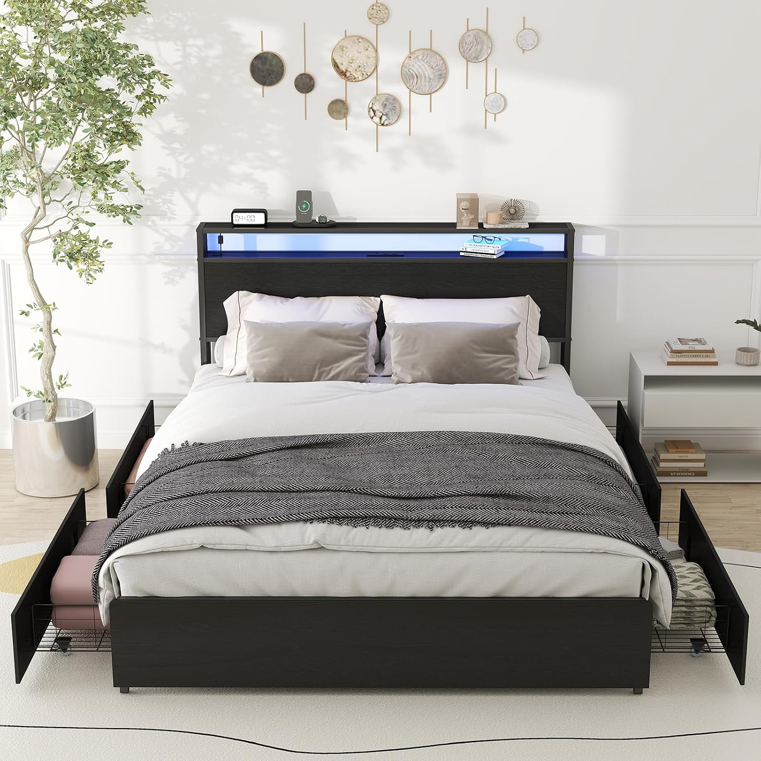 Floyd The Bed Frame, Queen, Black, Steel detail